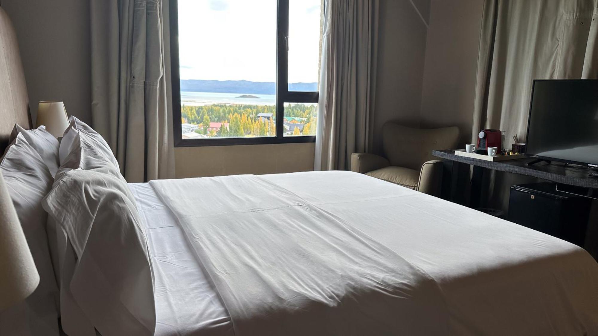 Esplendor By Wyndham El Calafate Hotel Стая снимка