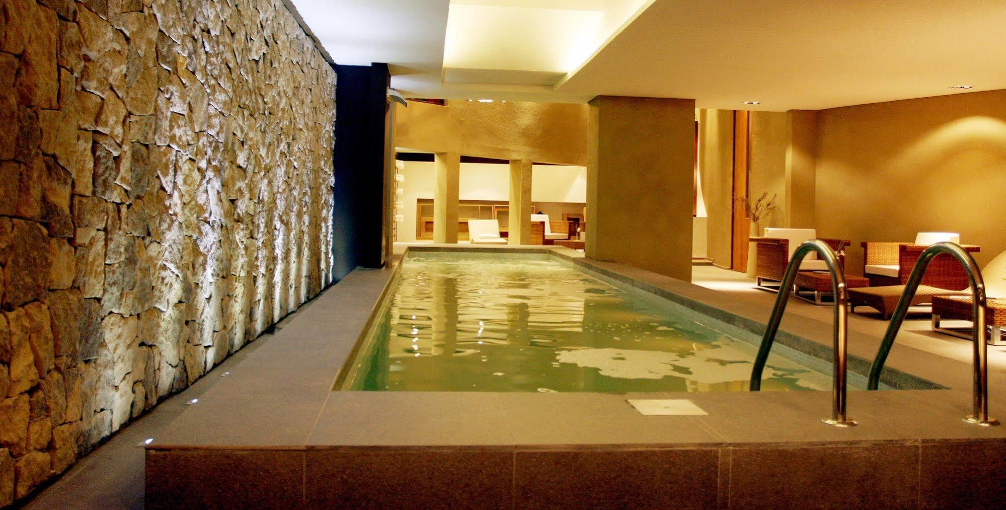 Esplendor By Wyndham El Calafate Hotel Екстериор снимка